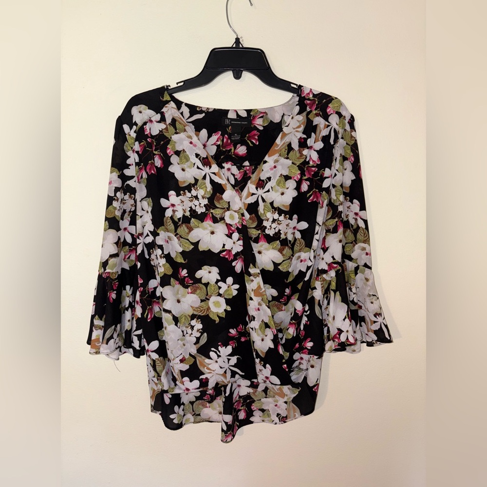 INC International Concepts Floral Top Size Women’s XL